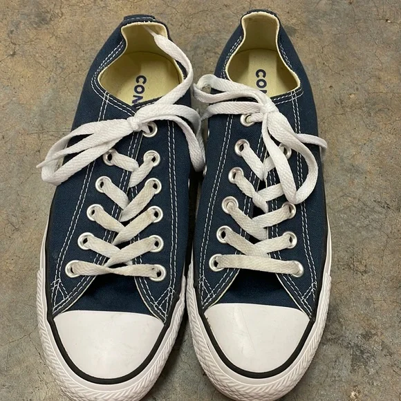 4 for 25 Navy Converse